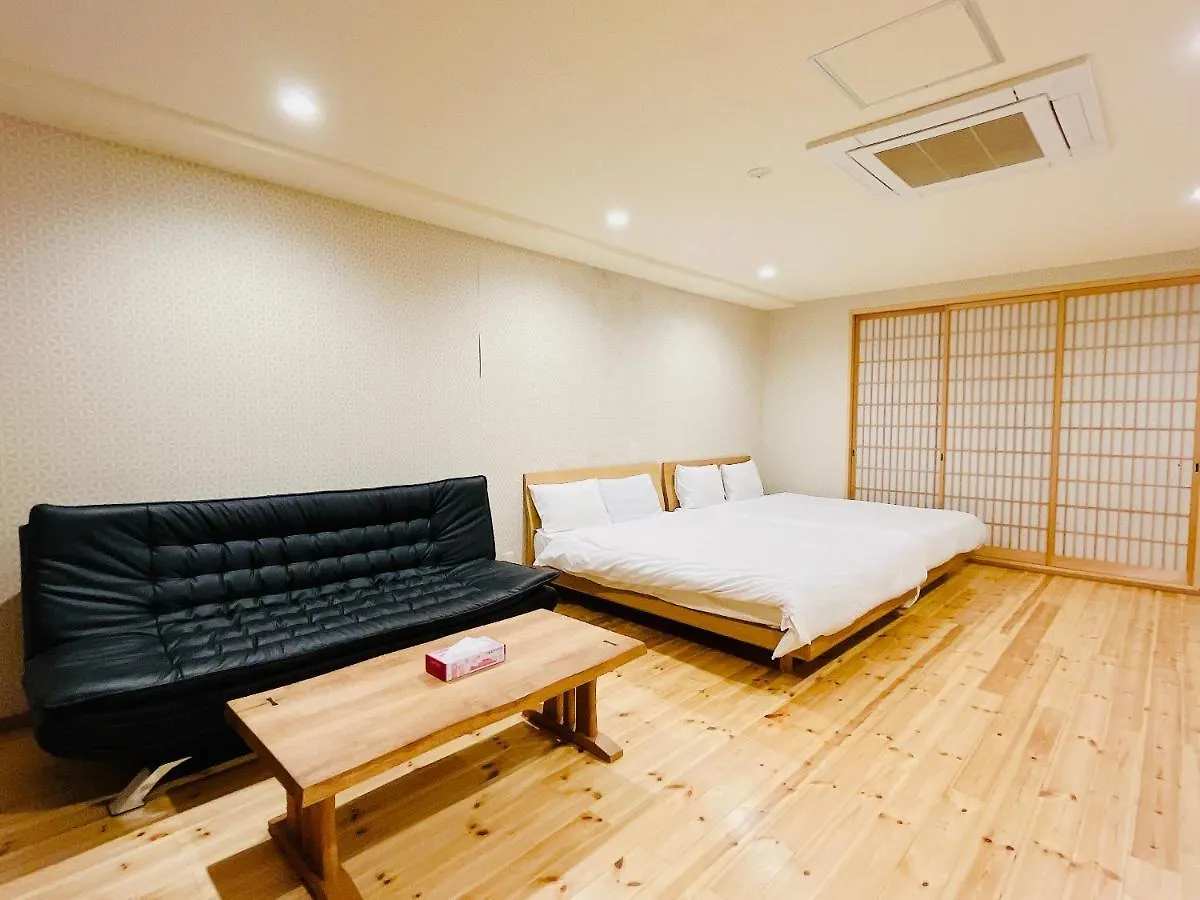 Shimanouchi Luxury Apartment Osaka 0*,  Japan