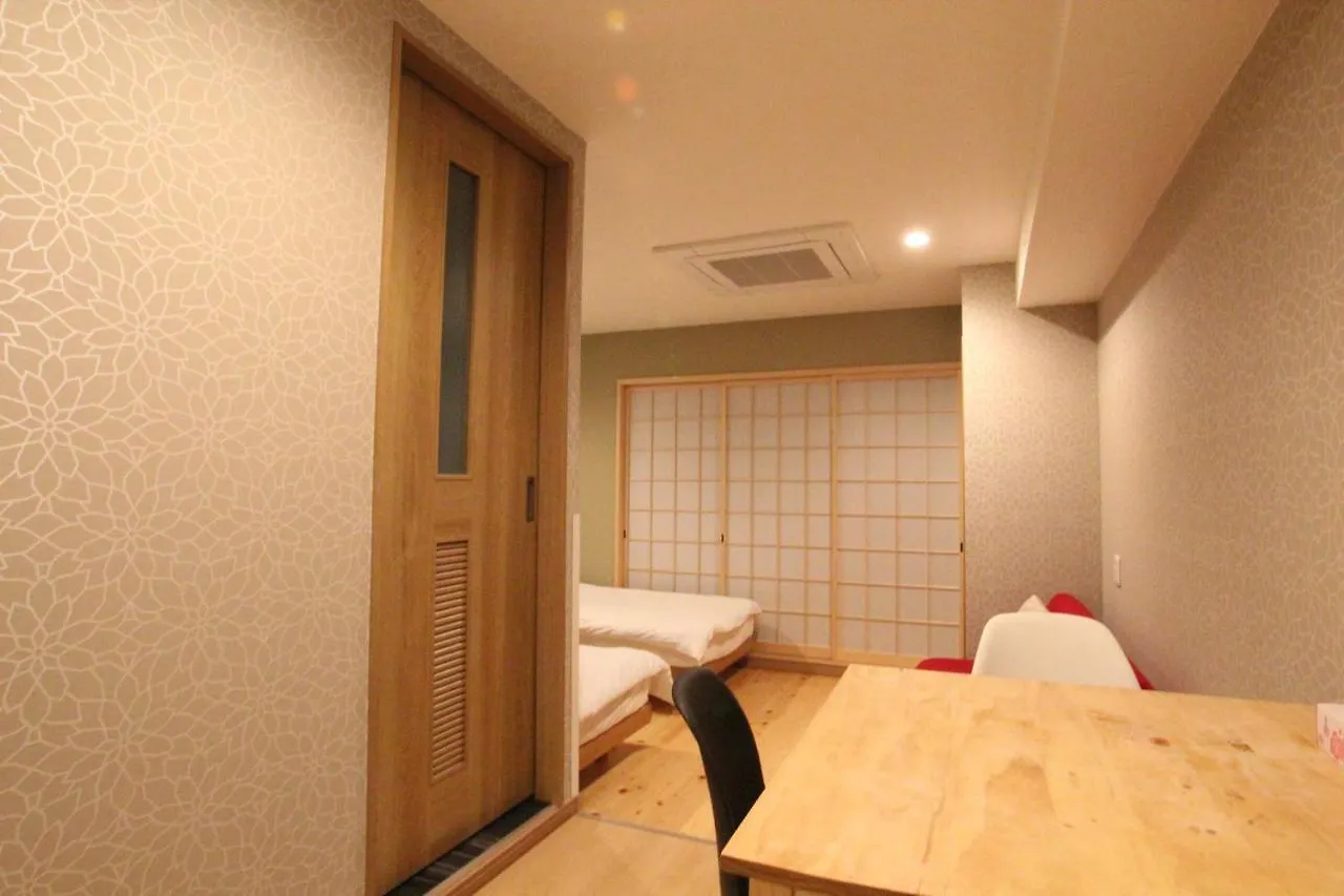 Shimanouchi Luxury Apartment Osaca 0*,  Japão